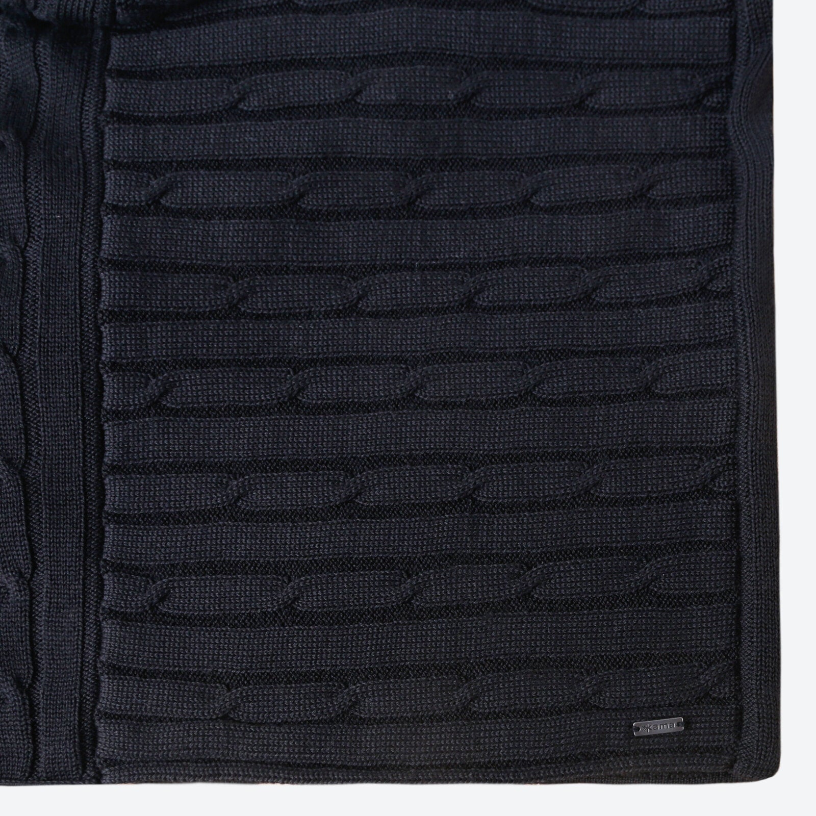 Knitted Merino plaid Kama 5041